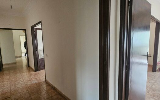 Huge Apartment Adonis Sale Balcony