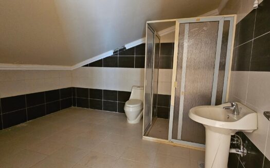 Huge Lawful Duplex Sahel Alma 5 bed