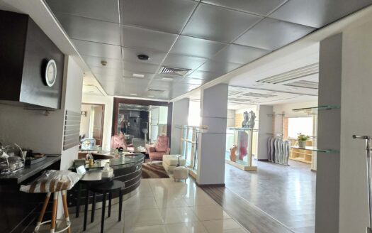 Investment Showroom rent Antelias