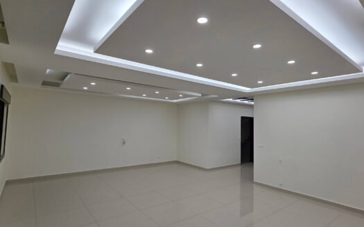 Huge Apartment Zouk mousbeh Sale
