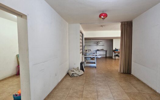 Warehouse Zouk Store Storage Offices