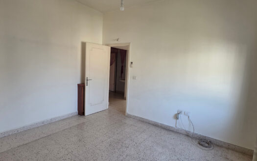 Apartment For Sale Sarba Need Renovation