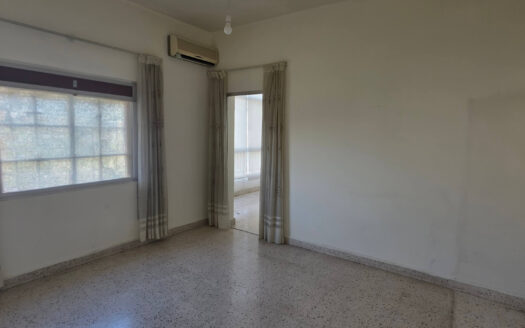 Apartment For Sale Sarba Need Renovation