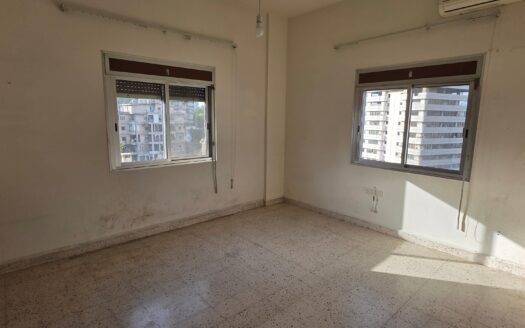 Apartment For Sale Sarba Need Renovation