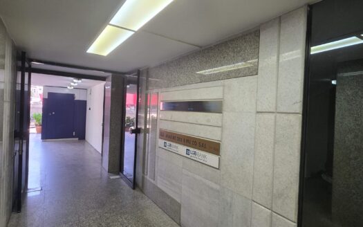 Huge Office In Daoura For Rent