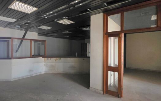 Huge Office In Daoura For Rent