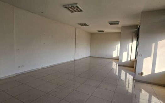 Offices in Office For Rent Beit Mery