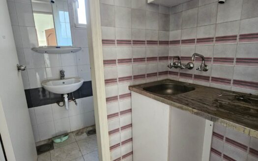 Offices in Office For Rent Beit Mery