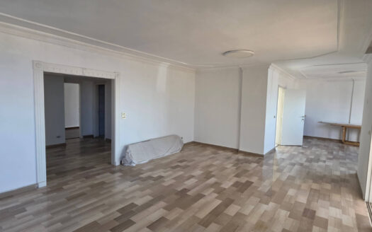 Huge Apartment For Rent Awkar Maten