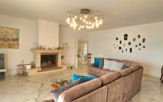 Modern Design Villa For Sale Tabarja