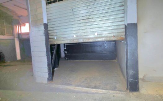 Maten Naher El Mote Garage For Rent