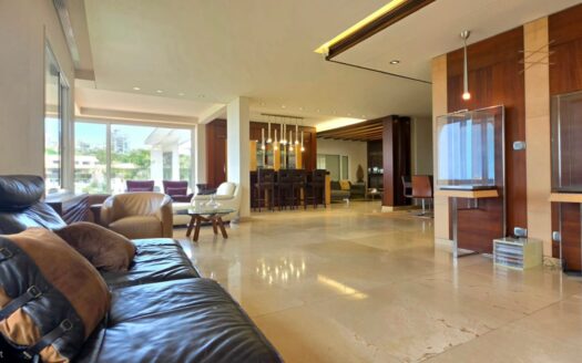 Kfarhbab Huge Apartment For Rent Terrace