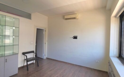 Maten Mirna Chalouhi Offices For Rent
