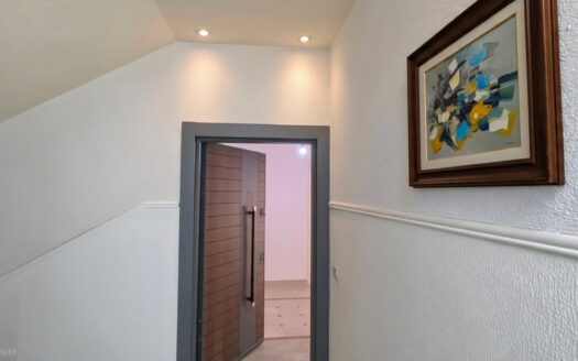 Beirut Ain Al Tineh Apartment For Rent