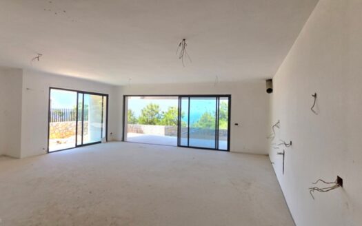 Maten Kernet Hamra Apartment For Sale