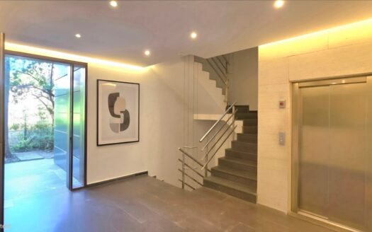Maten Rabyeh Huge Apartment For Sale