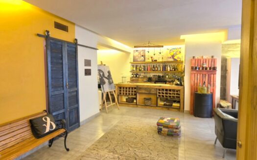 Maten Mazraat Yashoueh Huge Apartment For Sale