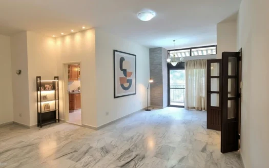 Maten Awkar Apartment For Sale
